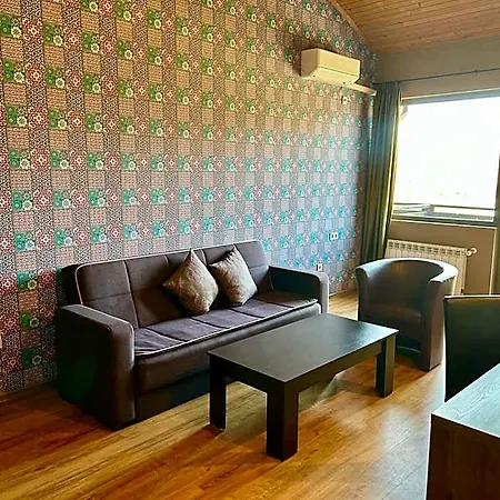 Dragoman Hotel 3*